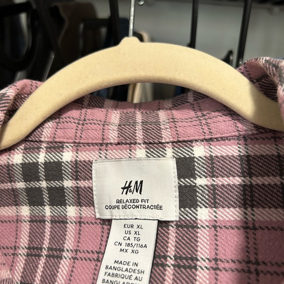 H&M men's Plaid Long Sleeve Button Front Shirt - Picture 2 of 8